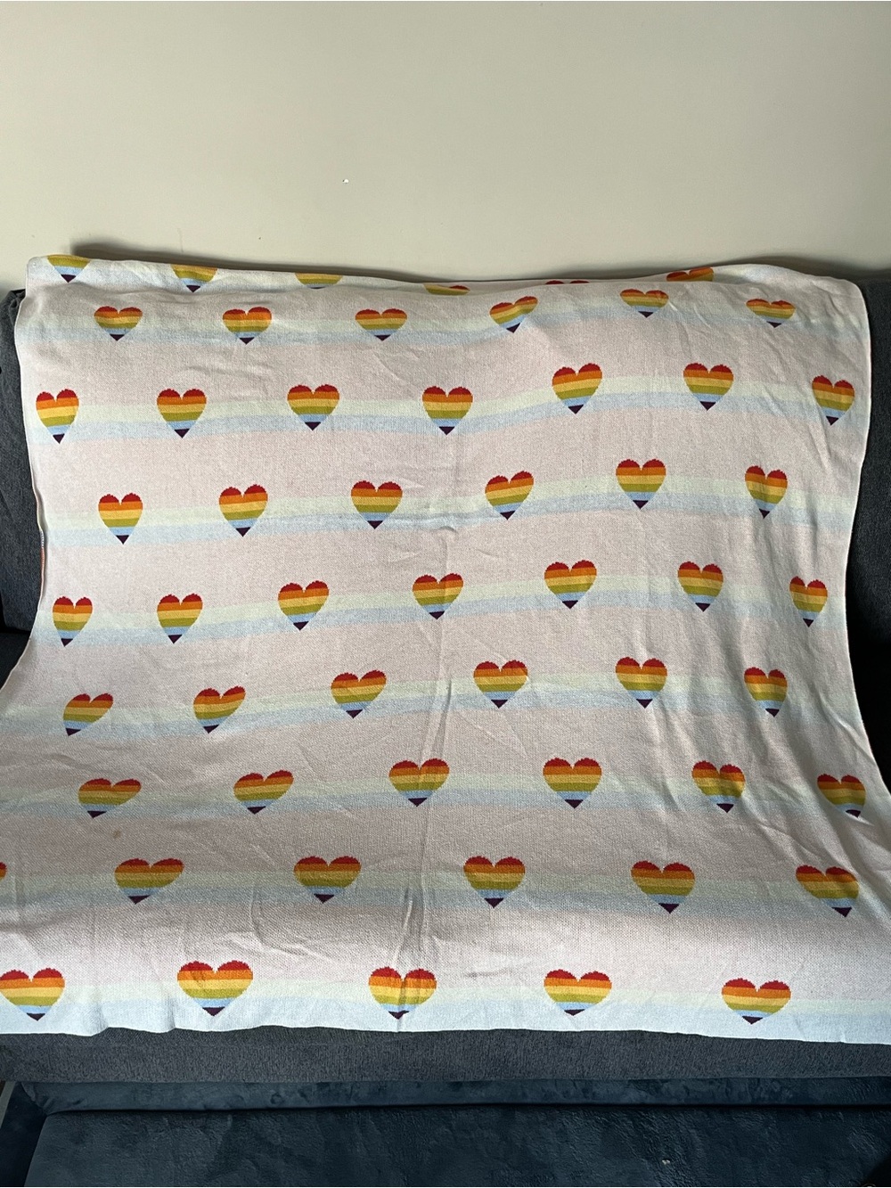 Isaac Mizrahi Heart Throw
